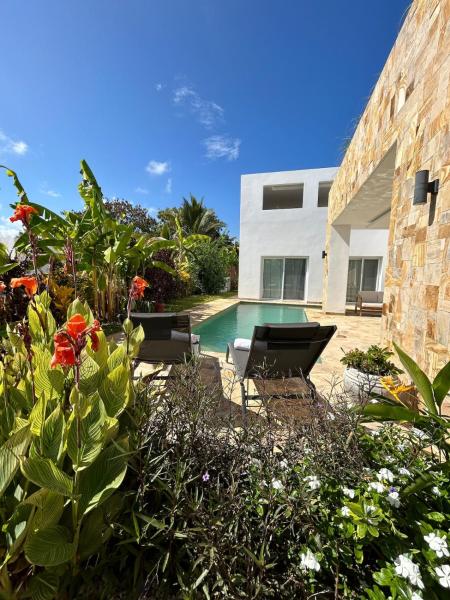 Tangawizi Villa con piscina, Book  Zanzibar hoteller med pool, Swimmingpool
