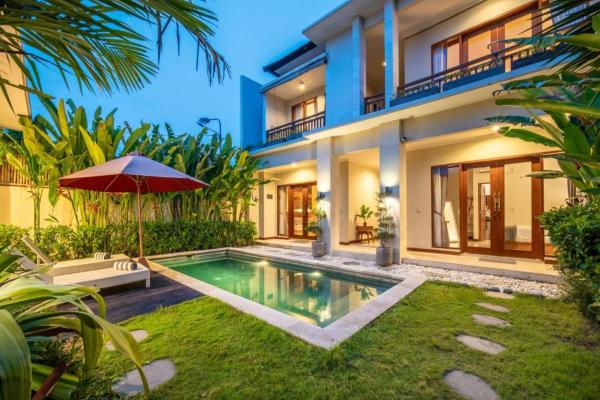 Private 4 Bedroom Villa in Kerobokan for Monthly Rent by Nami Bali, Book  Badung hoteller med parkering, Parkering