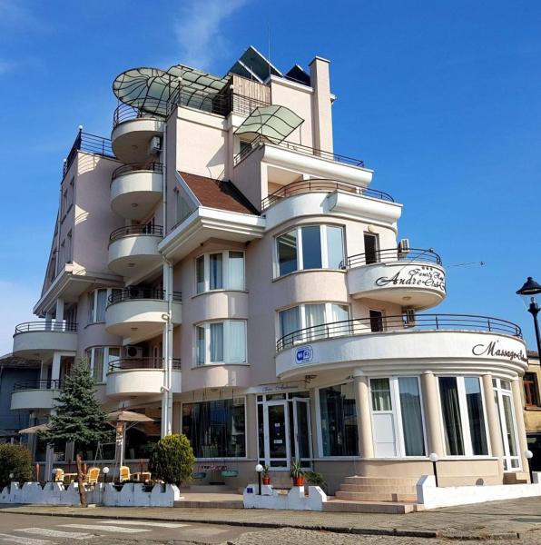 Hotel Andre, Book  Hoteller i Burgas Province med parkering, Parkering