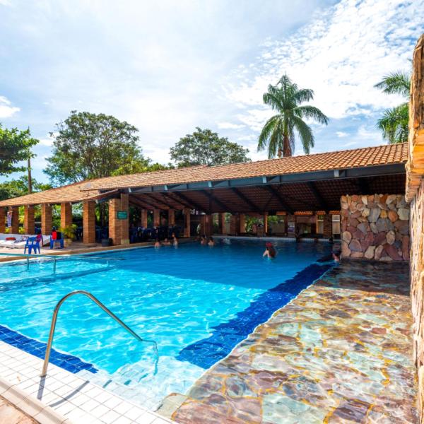 Império romano caldas novas, Book  Hoteller i West-Central Brazil med pool, Swimmingpool