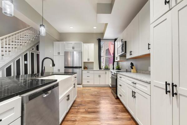 North Shore Nest Private Bath Downtown Access, Book  Pittsburgh Pennsylvania