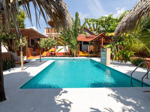 Las Barracas de la Barra, Book  Malucano Oaxaca