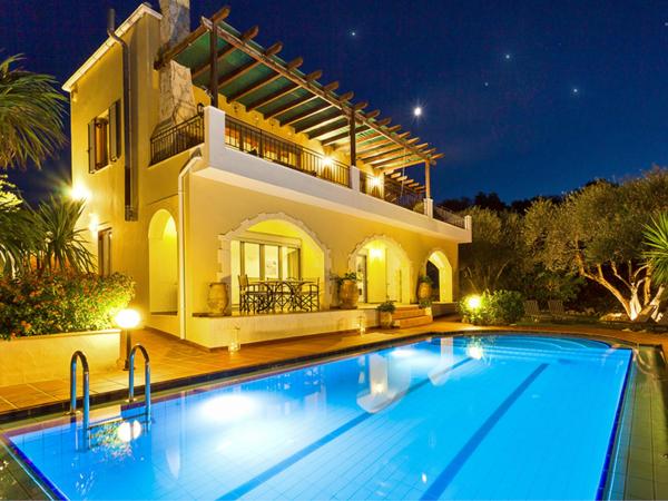 Villa Mystiko, Book  Almyrida Kreta