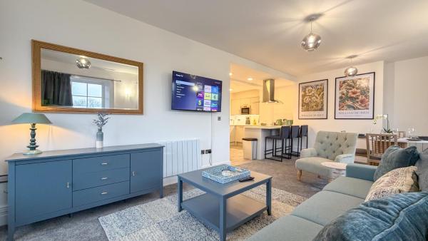 Hamilton Square Gardens Apartments by Rework Accommodation, Book  Birkenhead 