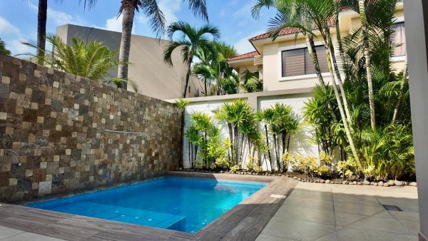 Private Luxury Pool Villa in Samborondón, Book  Samborondón Guayas
