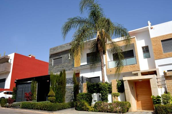 Villa Prestige avec Vue Panoramique & Piscine Privée, Book  Agadir 