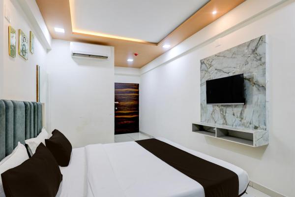 Hotel O Chetan, Book  Vadodara Gujarat