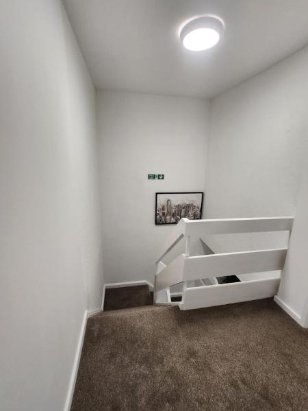 Ensuite premier rooms, Book  Basildon Essex, nær Thames Estuary Path