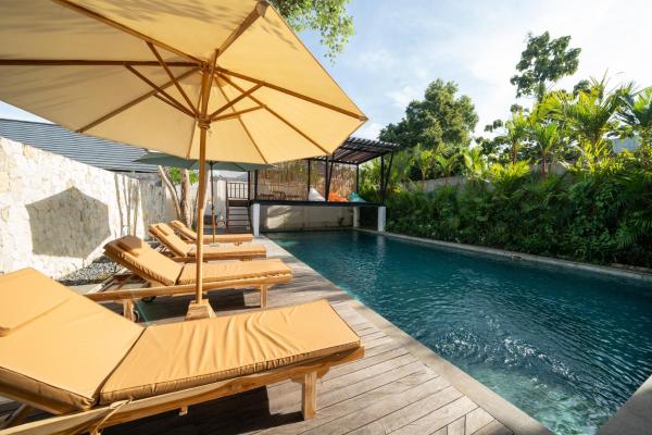 Summer Breeze Villa Uluwatu, Book  Hoteller i Bali med pool, Swimmingpool