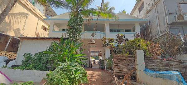 Yog Inn, Book  Varkala New Delhi