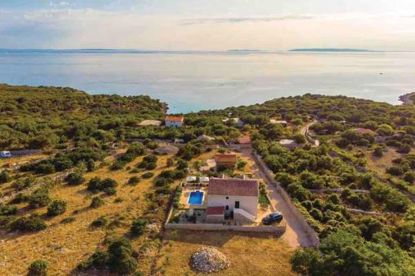Villa Fjaka, Book  Hoteller i Zadar County med pool, Swimmingpool