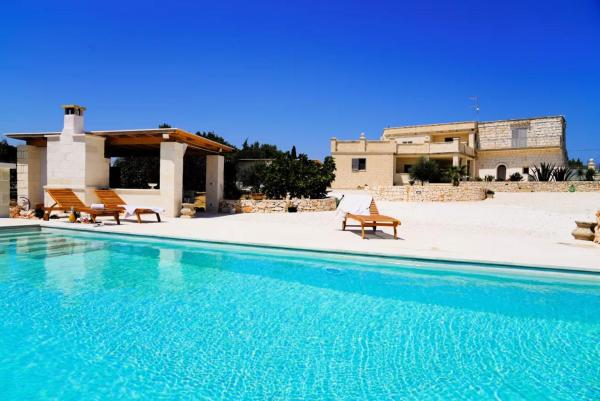 Villa D\Olivier Luxury by Rentbeat, Book  Valle d'Itria hoteller med parkering, Parkering