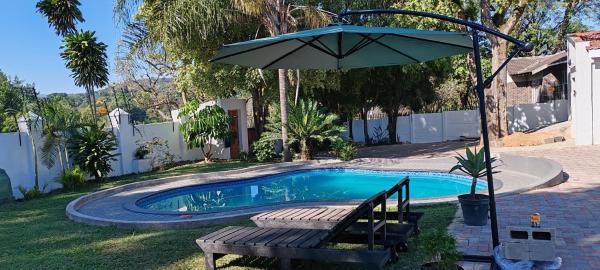 Golf B&B, Book  Nelspruit 
