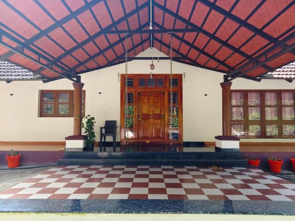The Thottimane Homestay, Book  Sanivārsante Bangalore