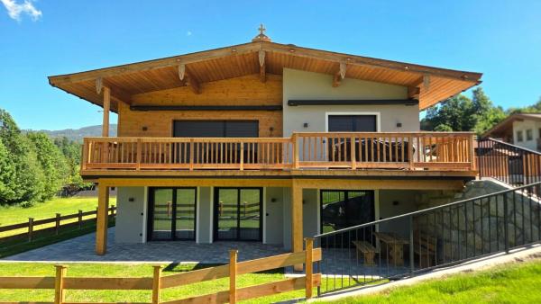 Das Sonnwies Chalet, Book Chalet Hoteller i Tyrol med parkering, Parkering