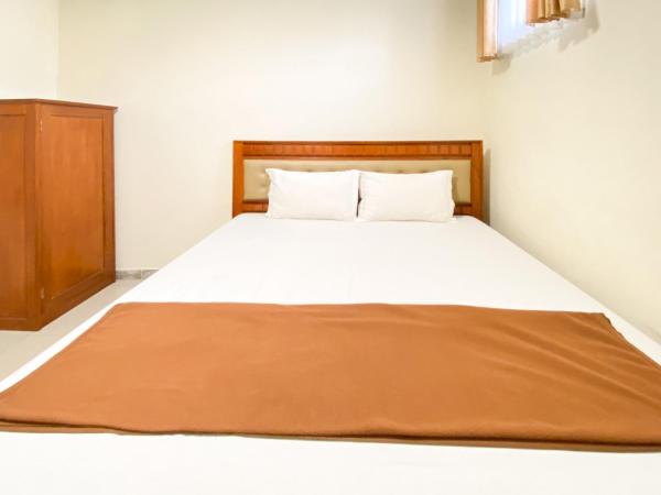 Rimbaku Homestay Syariah near Alun Alun Batu RedPartner, Book  Batu East Java, nær Angkut Museum