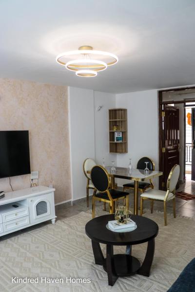 Machakos Town 3 Bedroom Ensuite, Book  Machakos hoteller med parkering, Parkering