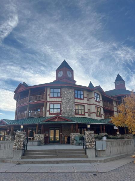 Polaris Lodge by StayIn, Book  Kimberley Kimberley Alpine