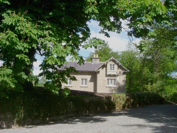 Schoolhouse at Annaghmore, Book Feriehus Ballysadare 