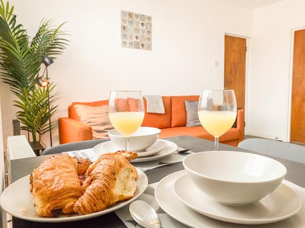 1-bed Luxury Flat-Near City Centre-Free Parking, Book  Cardiff Cardiff