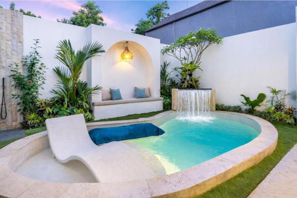 Boho Lux Tropical Retreat Designer Villas by Velora Bingin, Book  Hoteller i Bali med pool, Swimmingpool