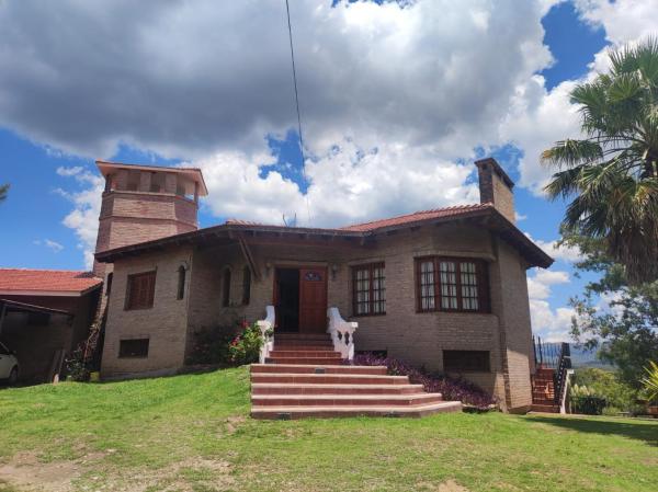 Hotel El Castillo, Book   