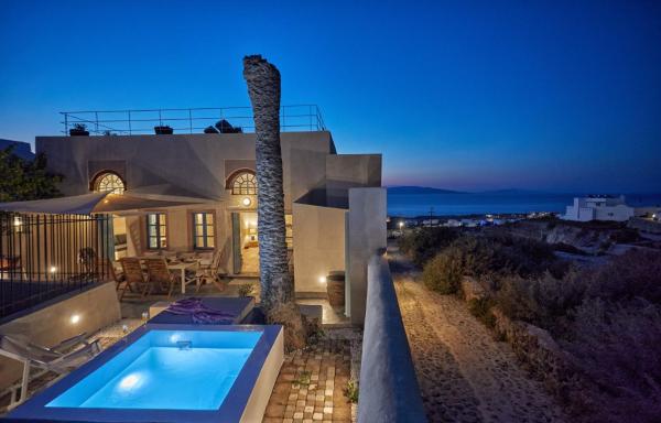 318 Oia Villa, Book  Mesochórion 