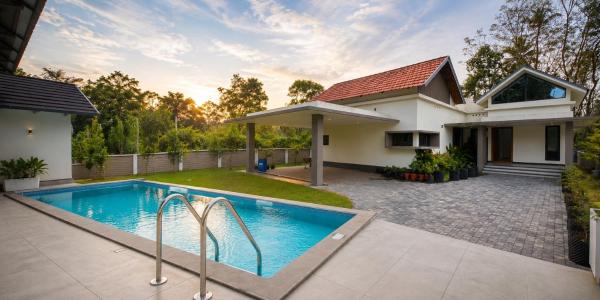 ETSA Pepper Paradise, Book  New Delhi hoteller med pool, Swimmingpool