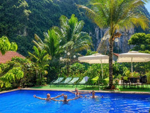 Trang An Sunny Garden Homestay, Book  Hoteller i Ninh Binh med pool, Swimmingpool