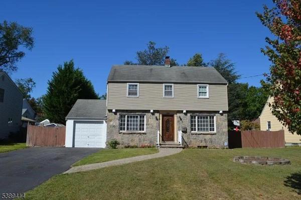 Single Family Homes Dunelle, Book  Dunellen New Jersey