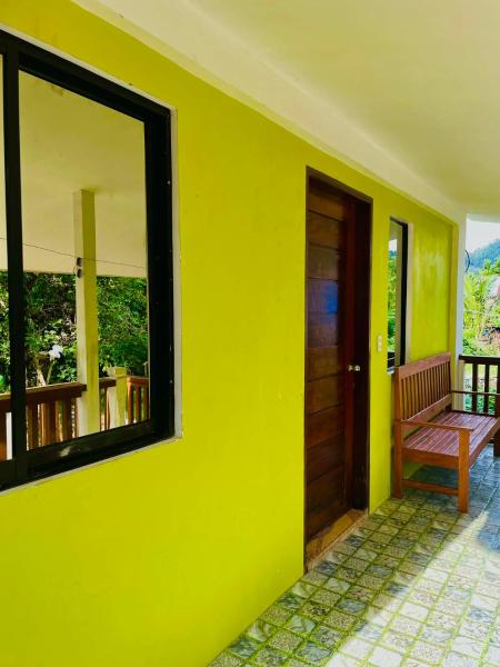Kenji Guest House, Book  San Vicente 