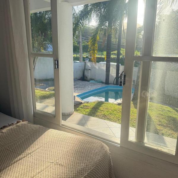 Quartos em casa com piscina, Book  Florianopolis hoteller med parkering, Parkering