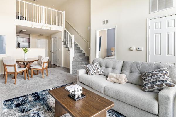 Landing Stunning 2BD Gym, Book  New Haven Connecticut