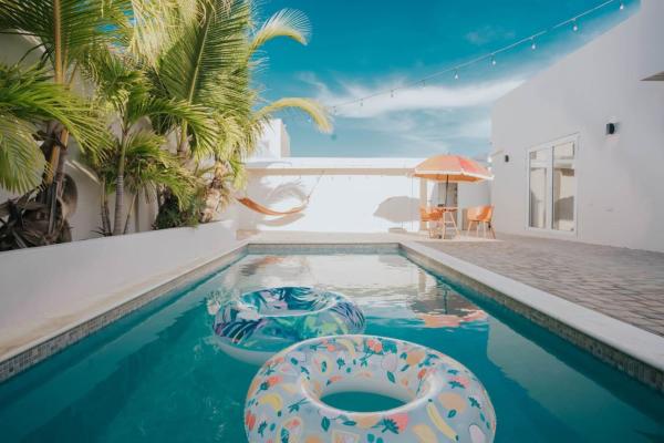 Private Villa Tropial - 2 min drive to Eagle Beach, Book  Palm-Eagle Beach Aruba