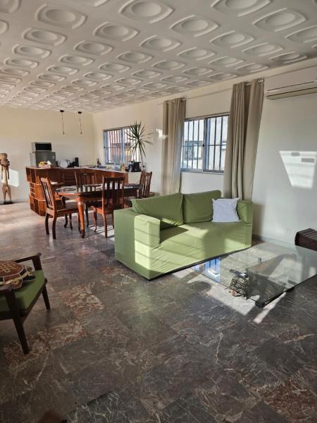 Appartement deux chambres, Book  Lomé 