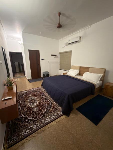 The Golden, Apartrooms, Book  Trivandrum New Delhi