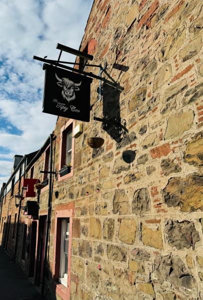 The Tipsy Coo, Book  Bridge Of Earn Perthshire