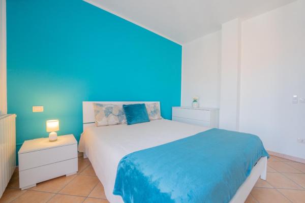 L\attico di Loredo, Book  Olbia Emerald Coast