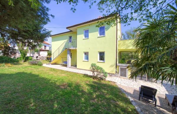 Villa Pleše, Book   