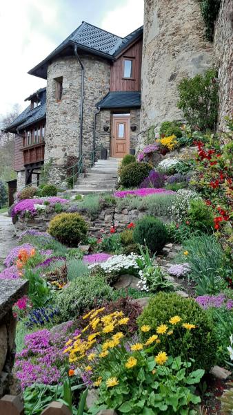 Apartmán U Bašty, Book  Vimperk Sumava mountains