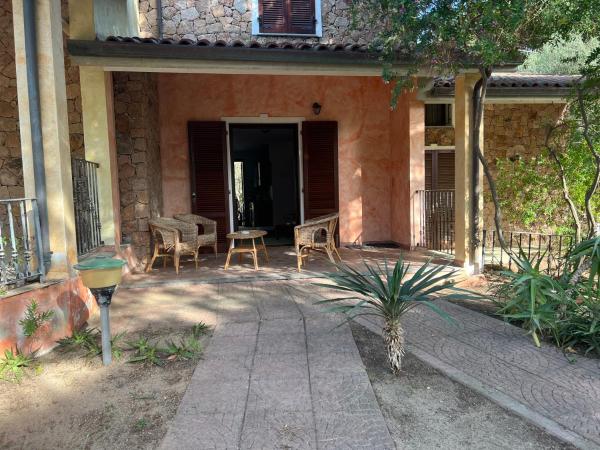 Villa Pinta - Key to Villas, Book  La Ciaccia Sardinien