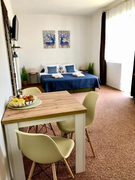 Villa AURA, Book  Hévíz 