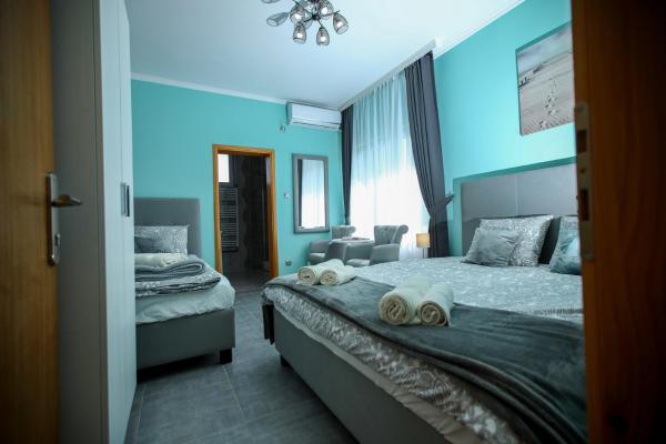 Dunavski Cvet, Book  Vojvodina hoteller med parkering, Parkering