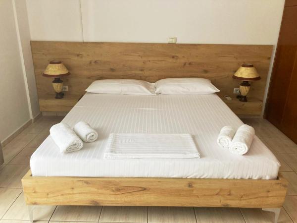 Garden Villa Sarande Apt-6, Book  Sarandë Vlorë County