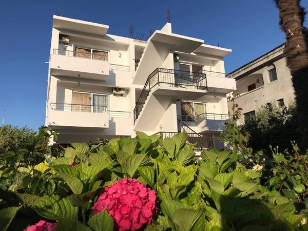 B&B Lovac Hasa, Book  Ulcinj County hoteller med parkering, Parkering