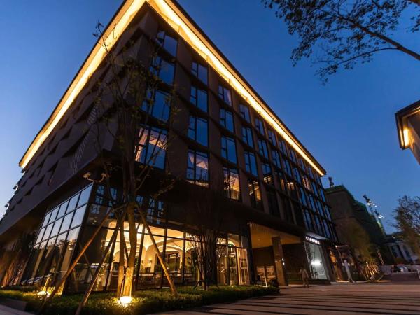 Mercure Xichang, Book Hotel Sichuan hoteller med parkering, Parkering