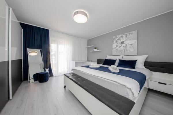 Apartmani Mery, Book  Rab 