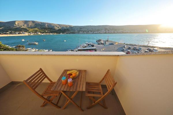 Apartmani "Jadran", Book  Kvarner hoteller med parkering, Parkering
