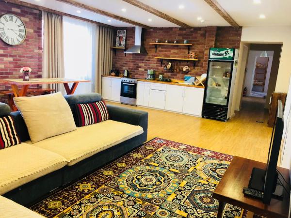 Summit guest house, Book  Ulan Bator Mongoliet