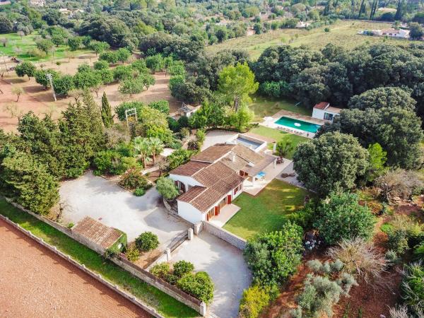 Cal Rei Gran by Balearic Villas, Book  Pollença hoteller med pool, Swimmingpool
